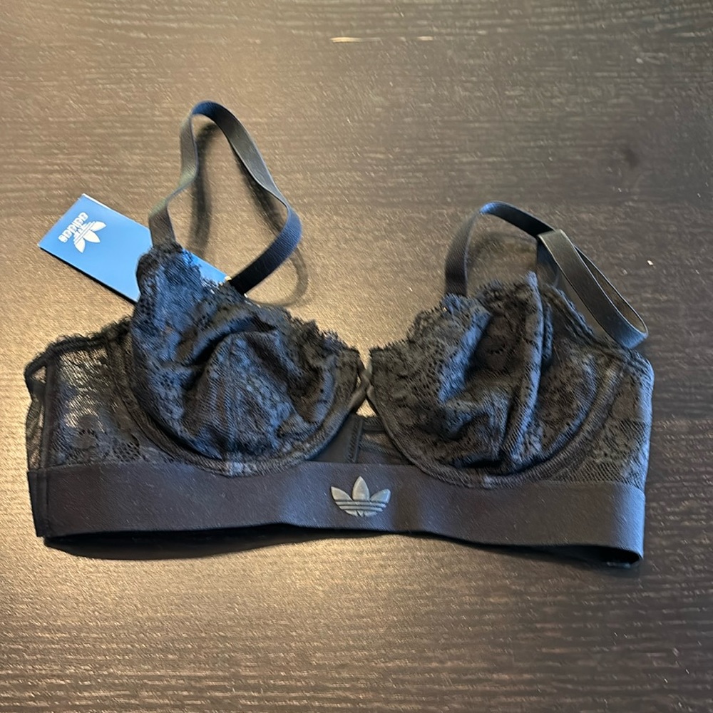 Adidas Demi Cup Bra (BNWT)